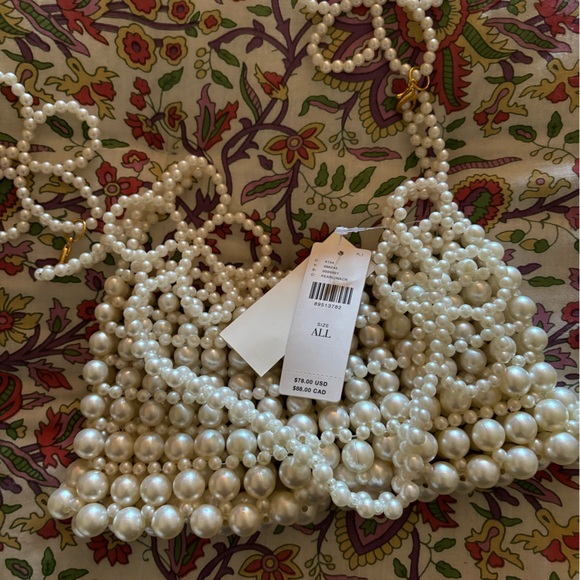 NWT! Convertible Flower Chain Bag - Picture 2 of 2